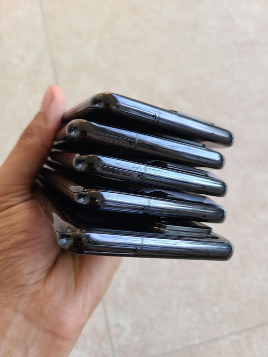 Samsung Galaxy S20 Ultra 5G. Snapdragon 865. OzU 12/256 GB. IME o'tkan