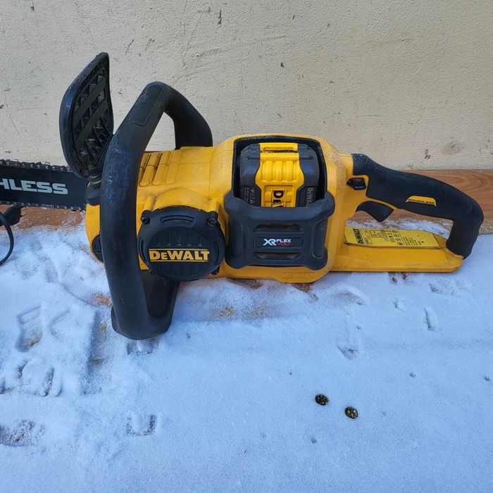 Drujbă cu acumulator Dewalt DCM575 - 54 V
