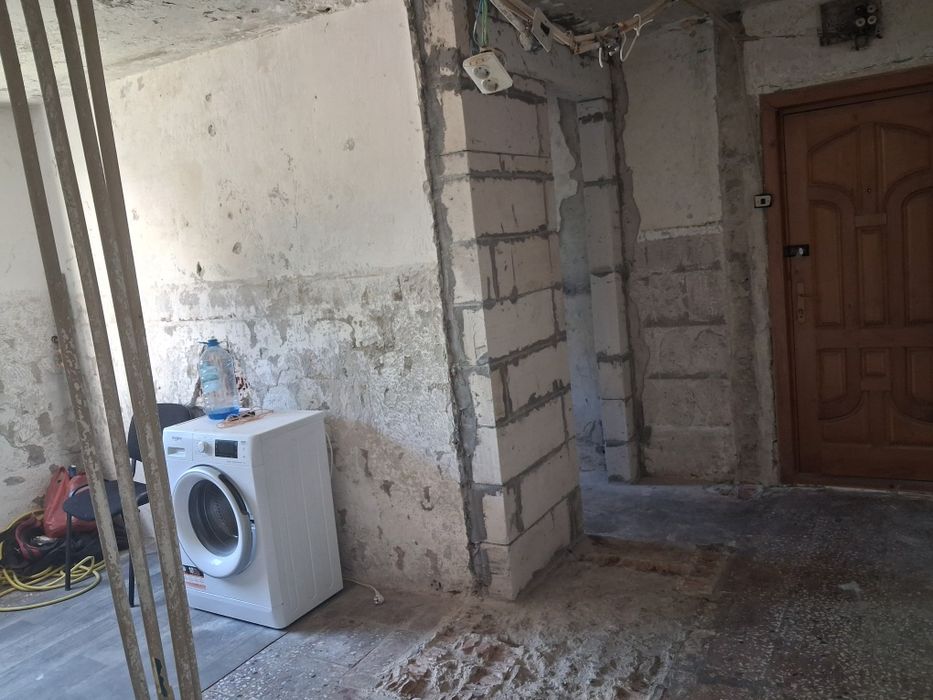 Apartament 2  camere de vânzare