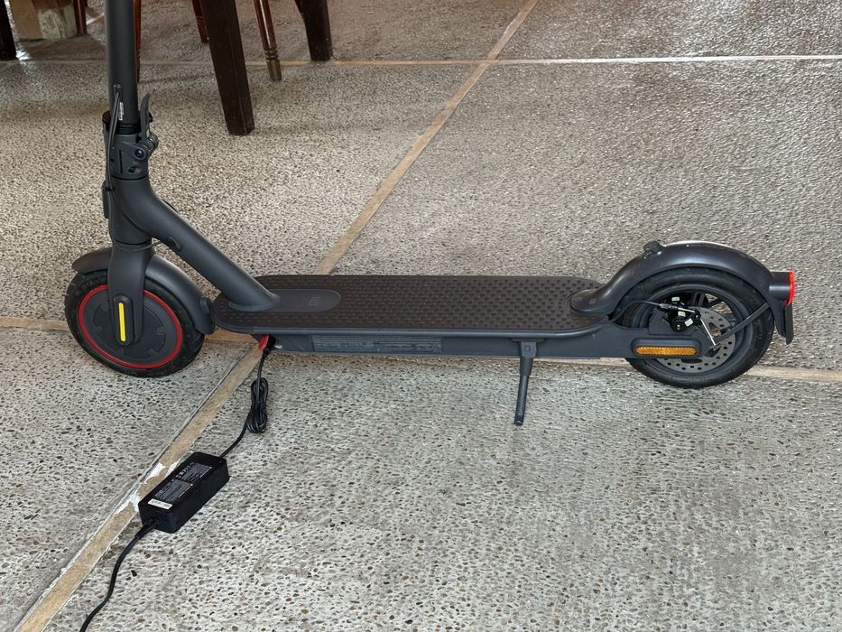 Trotineta electrica Xiaomi Mi Electric Scooter Pro 2
