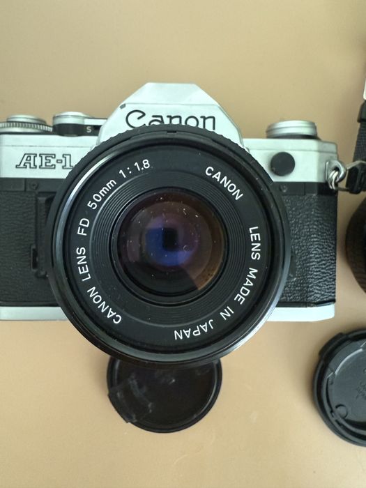 Фотоапарат Canon ae-1