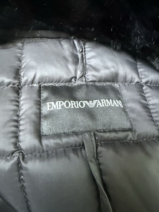 Geaca Emporio Armani din puf