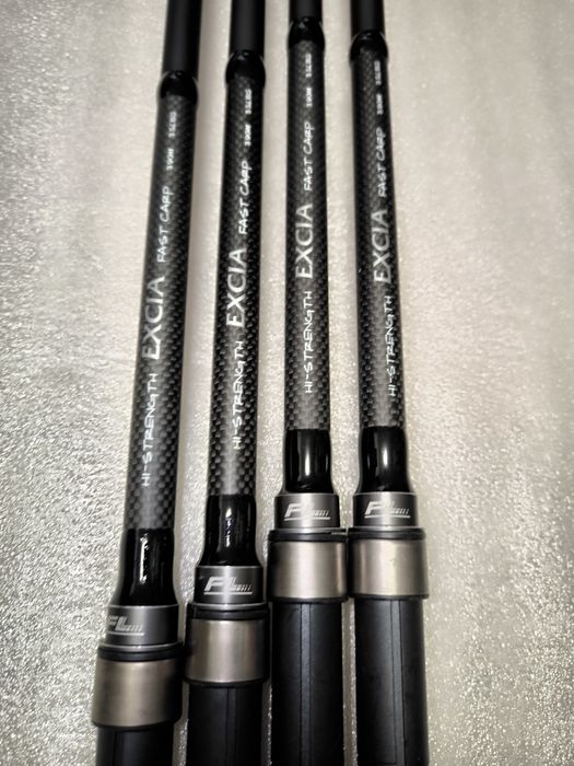 SET 4 Lansete FL EXCIA 3.90m 3.5lbs 2seg +  4 Mulinete Eastshark 10000