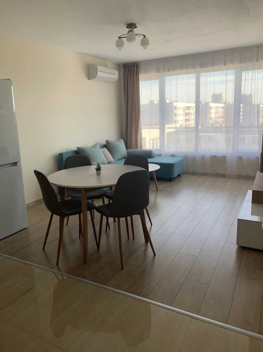 Двустаен апартамент в Кючук Париж