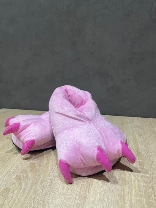 Подарите своим милым дамам тёплые домашние тапочки