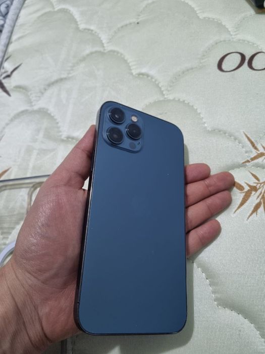 Срочно продаю Iphone 12 pro max