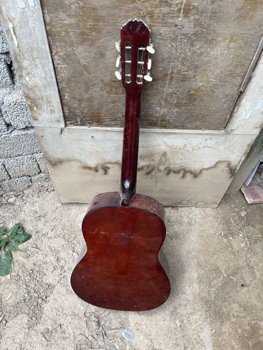 Gitara model Romika s-390