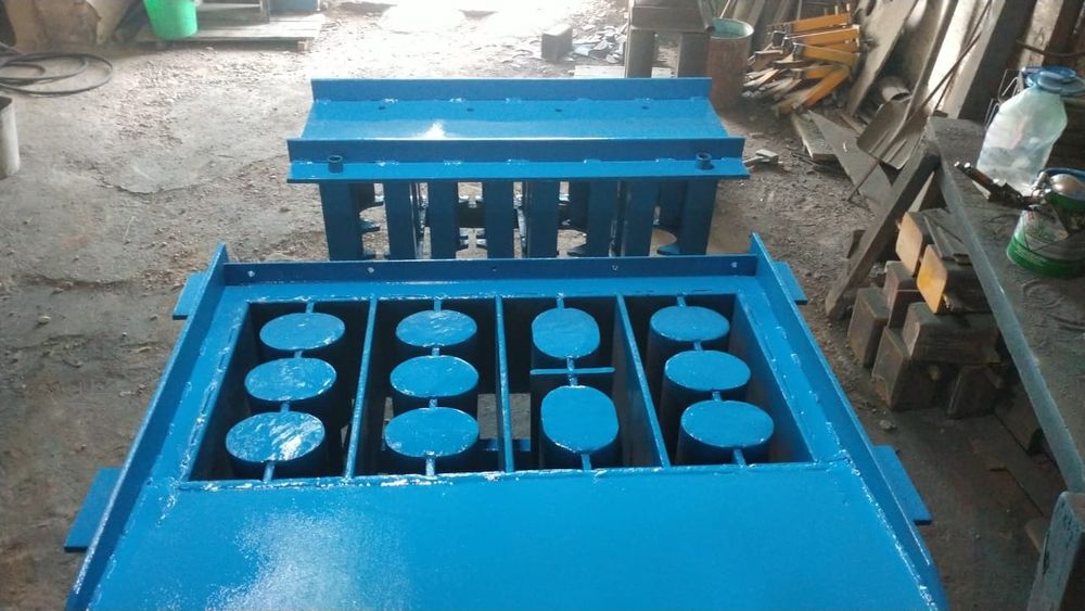 Матрыца для шлакаблока пескаблока