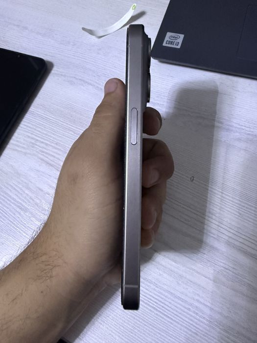 Iphone 15 pro с гарантией