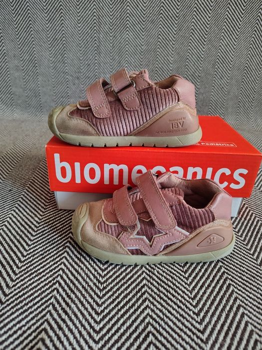 Pantofi sport fetițe Biomecanics mărimea 23