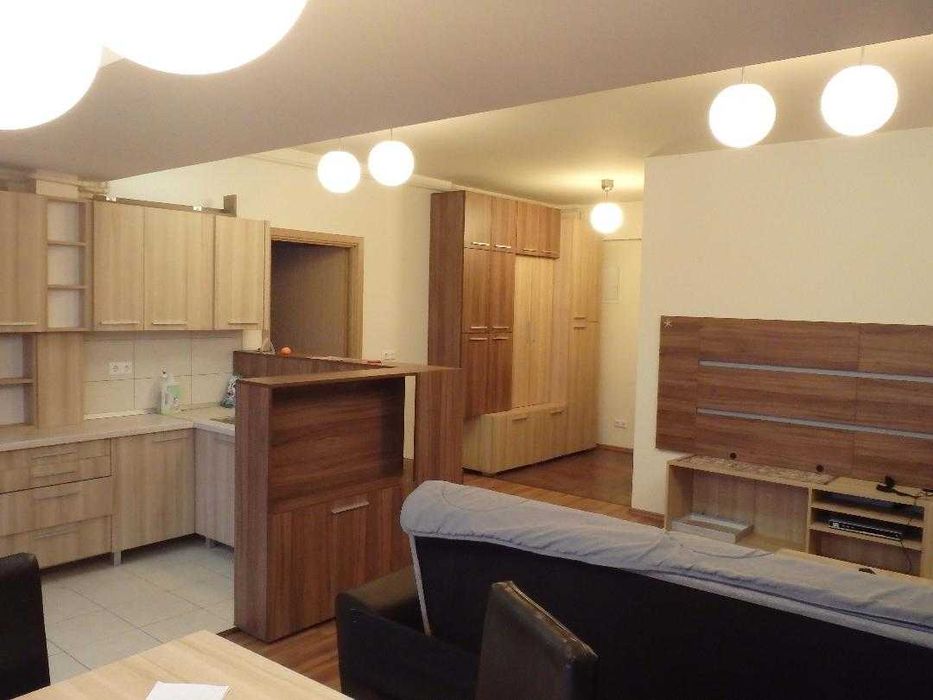 Inchiriez ap.2 camere