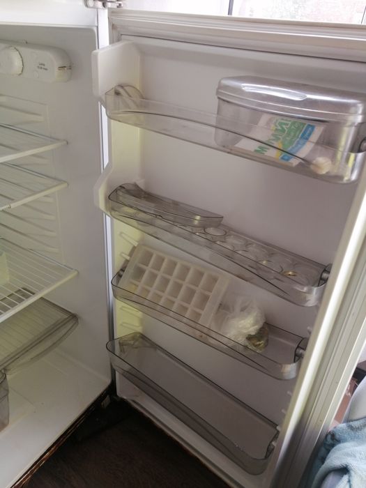Продам холодильник