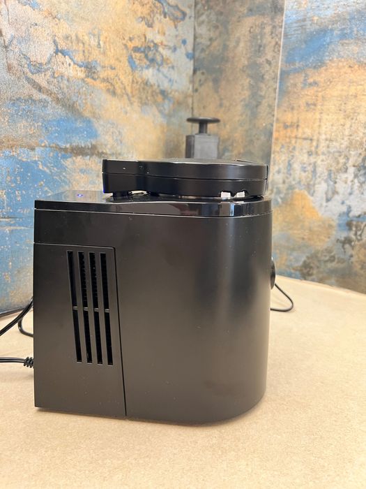 Jura cool Control 1l. Охладител за мляко. Безупречно работещ.