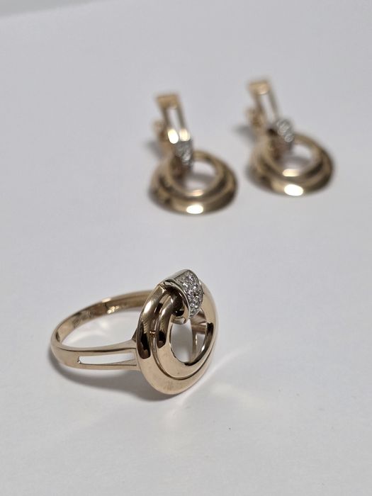 На.бор  красного золота