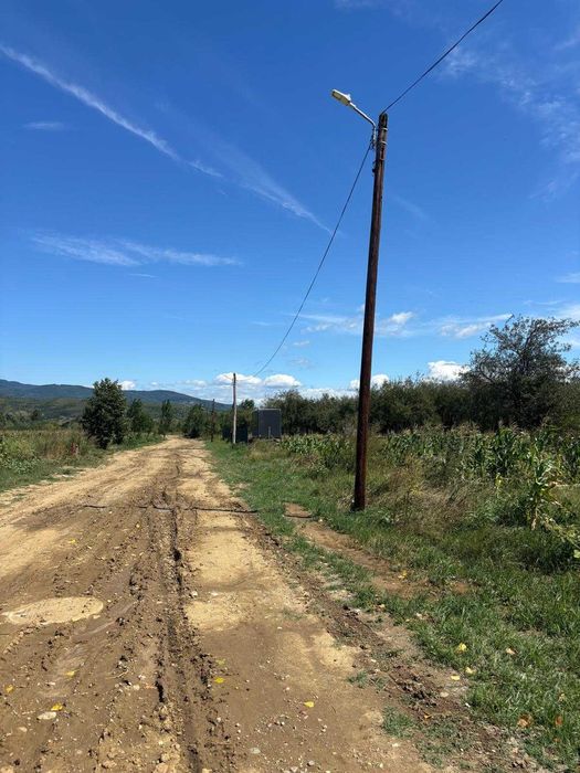 Teren de vanzare Calimanesti - Valcea