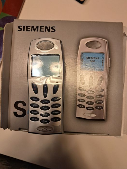 Telefon mobil de colecție