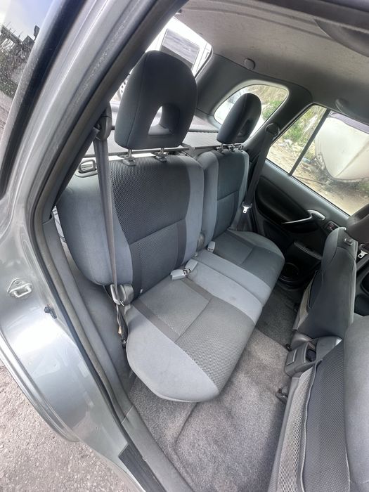 Тойота Рав4 2.0д 116к на части!