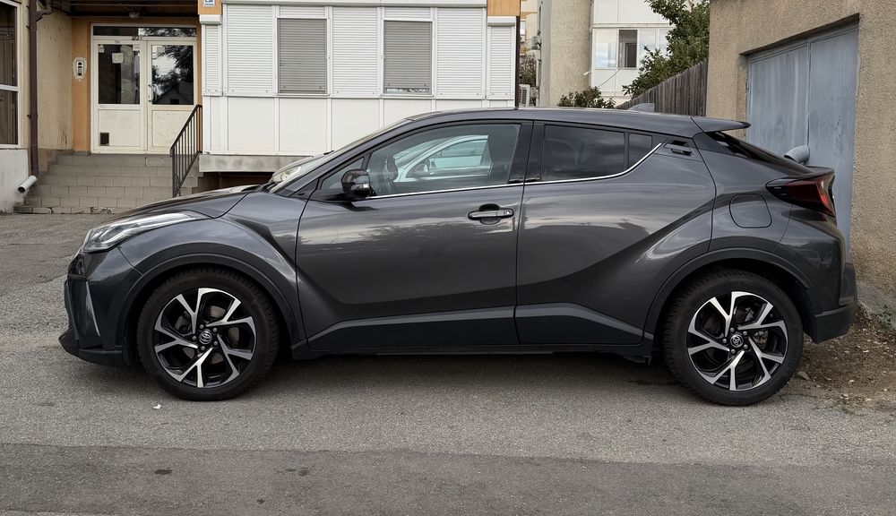 TOYOTA C-HR 2020 — imagine 2