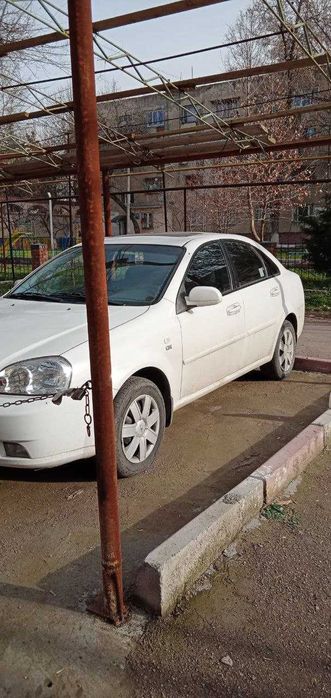 Продам Ласетти 2013 года в хорошем состоянии