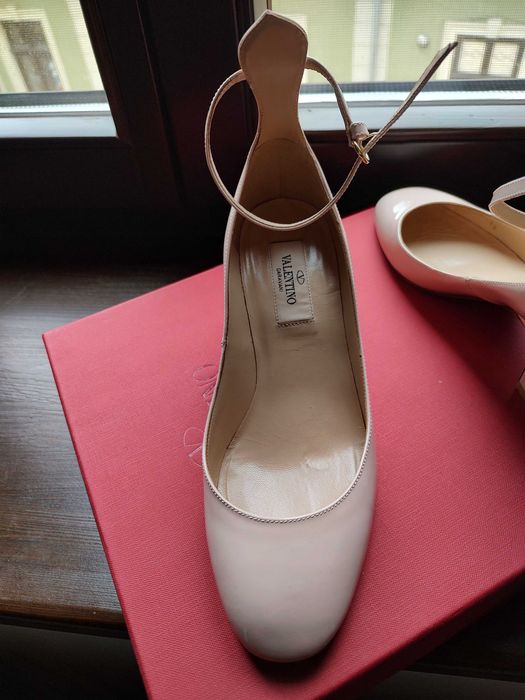 Pantofi Valentino piele, nr.35, nude