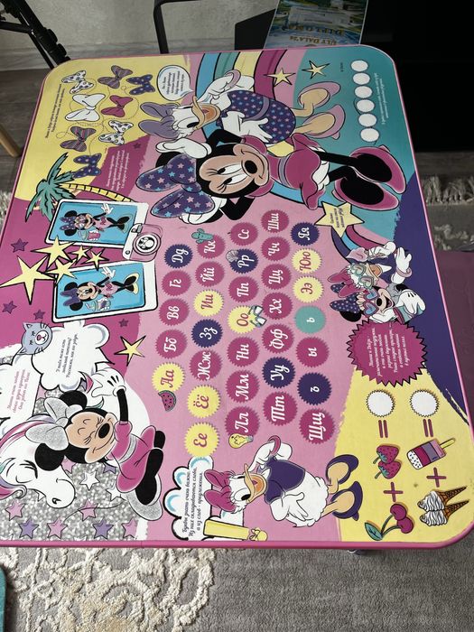 Продаи детский стол и стул