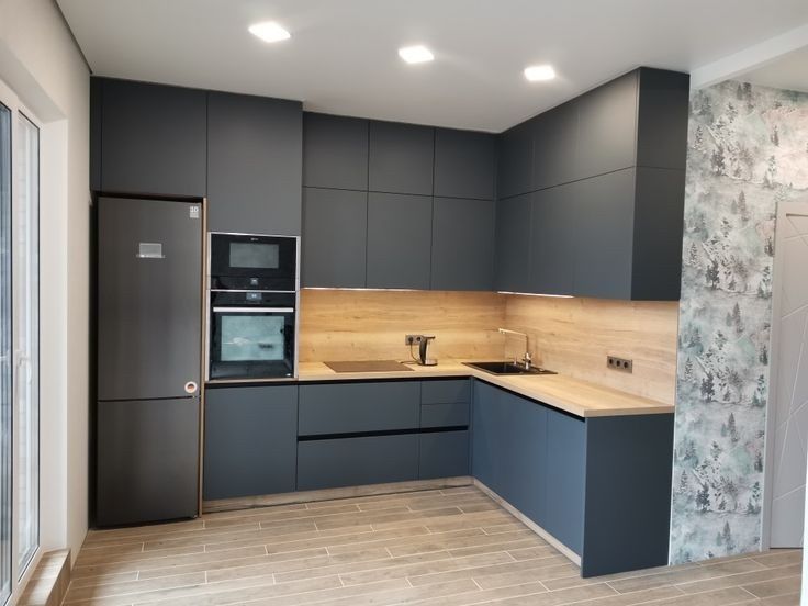 Oshxona mebel xamada 3mil300 bizda esa metri 2mil 600 (2.60sm)