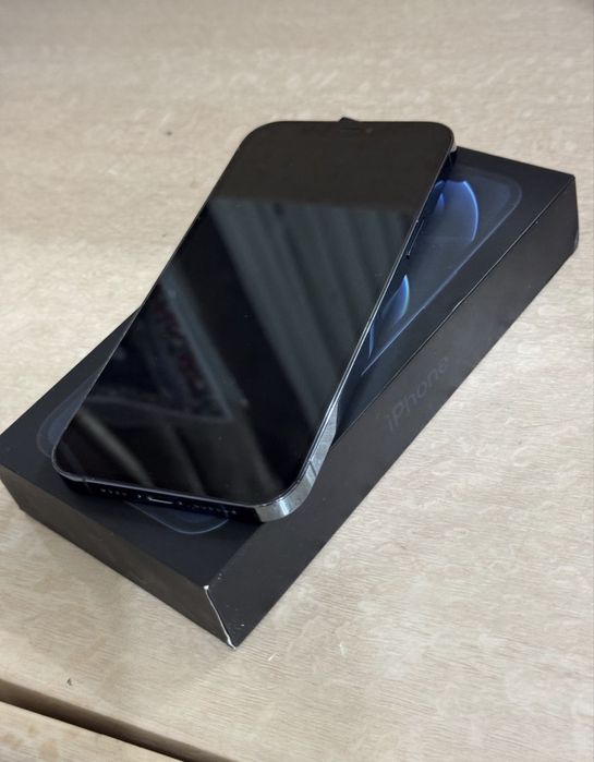Продам iPhone 12 pro мax 128