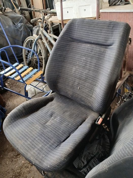 Продам переднее пассажирское сидение