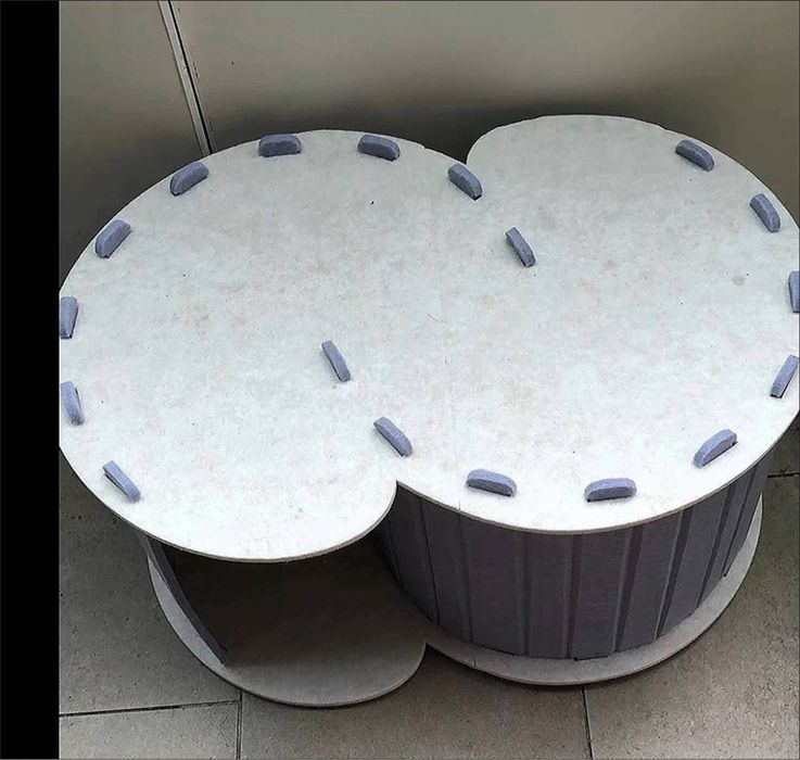 Лежанка домик.