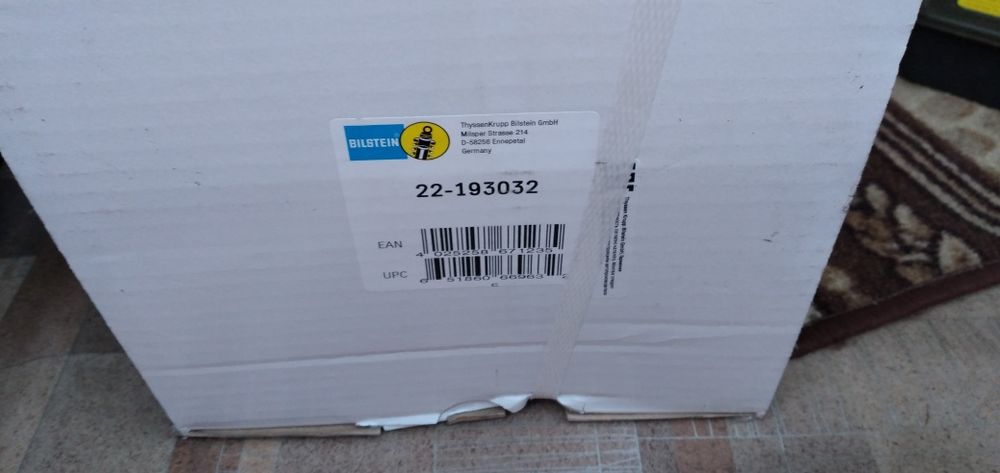 Продам стойку vw т5