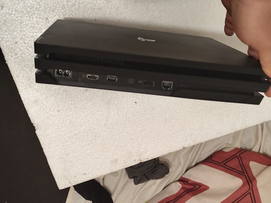 PlayStation 4 pro modat 9.60