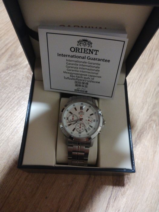 Нов часовник"Orient"