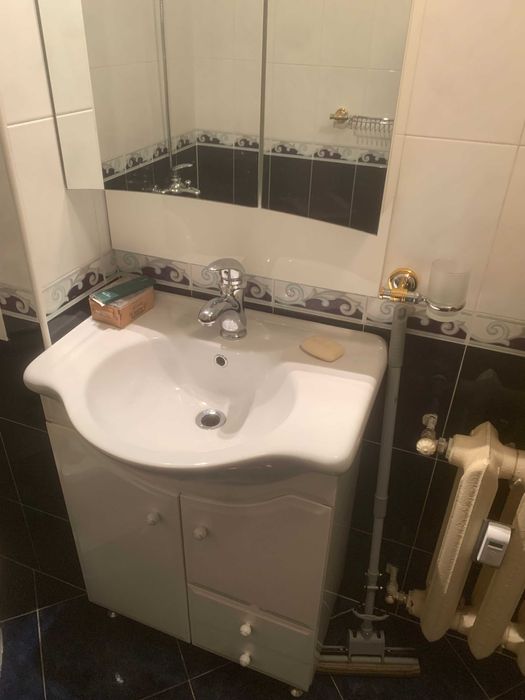 Горен и долен шкаф за баня