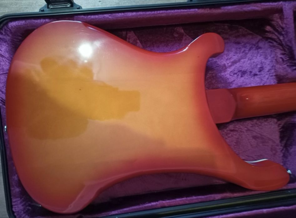 Бас гитара Ricken Backer