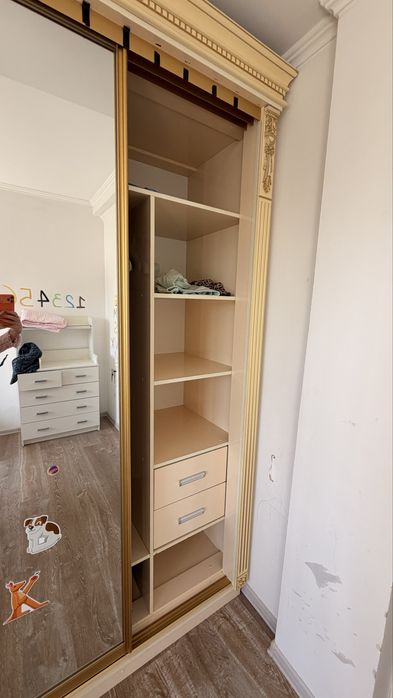 Продам Шкаф-купе