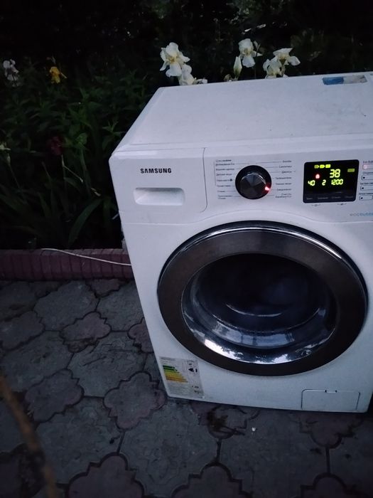 Продам стиральную машину Самсунг