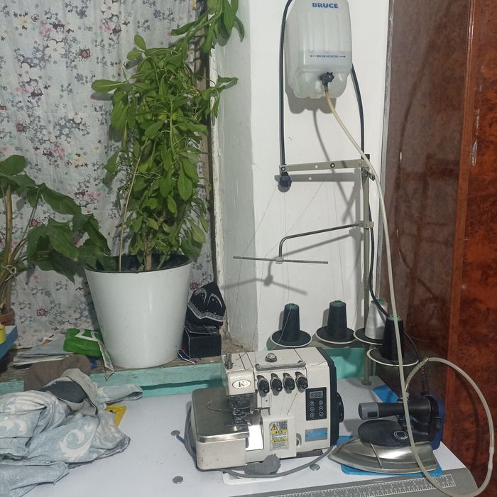 averlok tikuv moshina