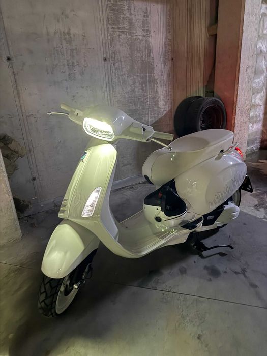 Vespa 125 Justin Bieber