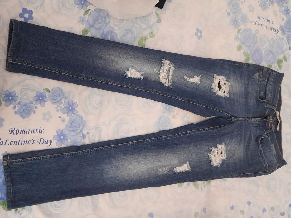 Джинсы продам 26-27 размер