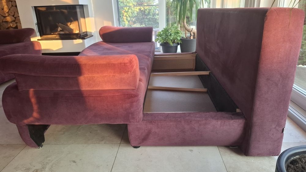 Set 2 canapele extensibile 3 locuri, cu ladă și perne – stare foarte bună