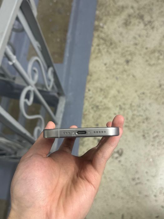 15 pro iphone серый