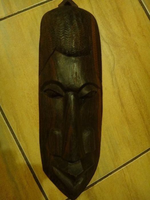 Masca africana lemn