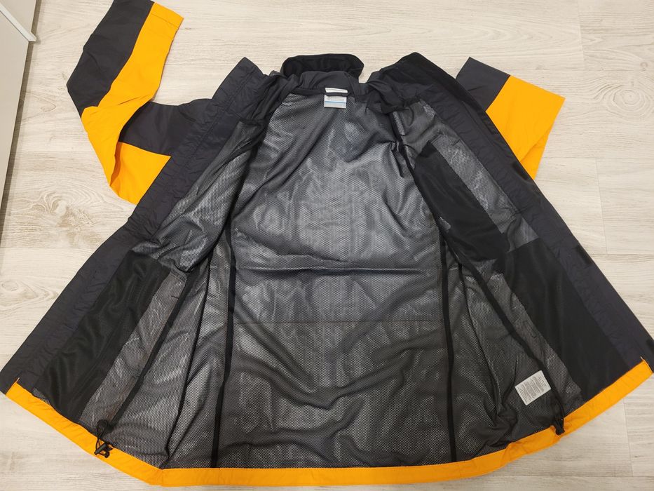 Geacă Columbia, mărime L, nouă, cu etichetă