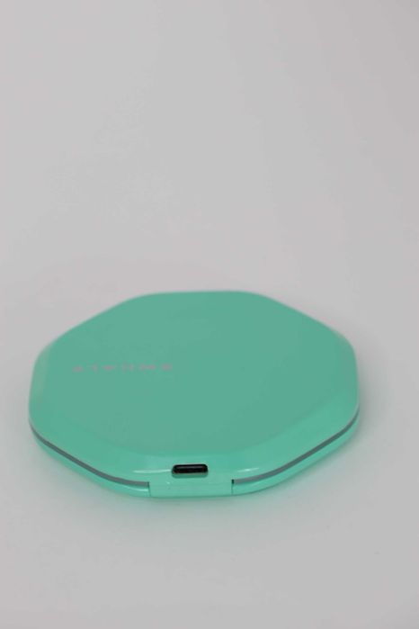 Косметическое зеркало