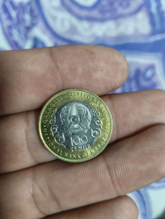 Продам монеты цена договорная