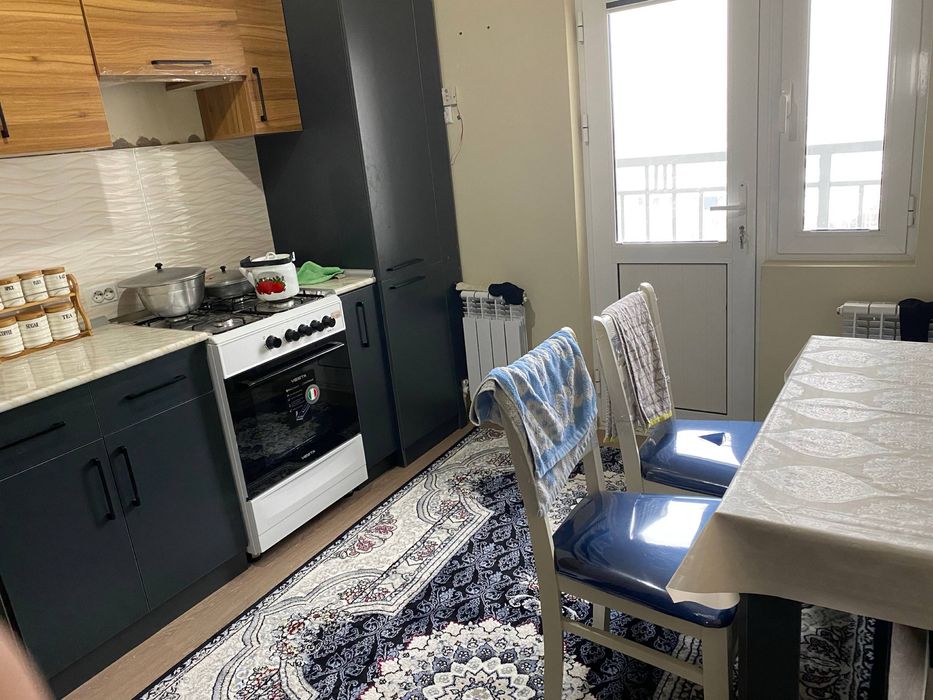 Yangi choshtepada Kv bor 3ta qizga srochno