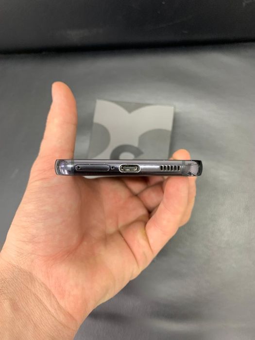 Самсунг S22 в отличном состоянии