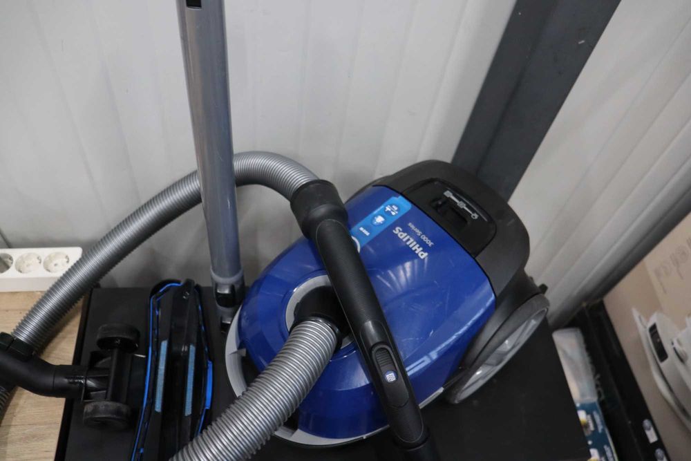 Philips Performer XD3110 прахосмукачка с торба Series 3000, 900W