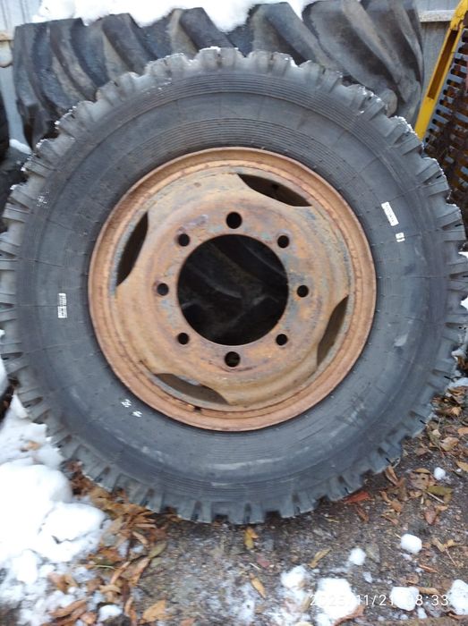 Резина с диском на ЗИЛ 130