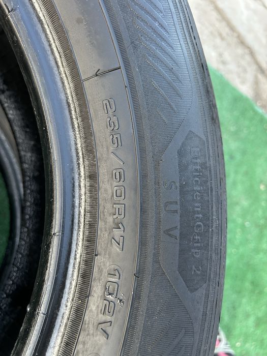 2 летни гуми goodyear 235 60 17